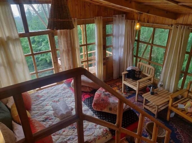 Imagen de la habitación del Hotel Camp Oak View. Foto 11