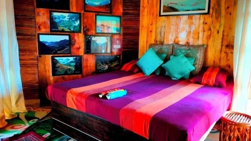 Imagen de la habitación del Hotel Camp Oak View. Foto 16