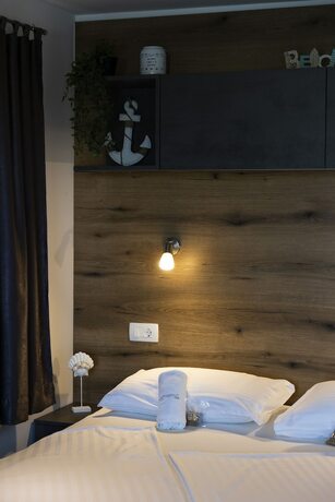 Imagen general del Hotel Camp Rehut - Campsite. Foto 9