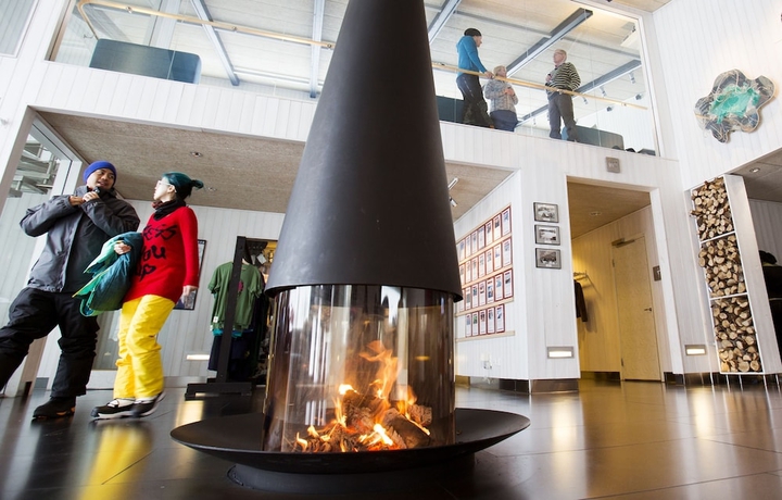 Imagen de los interiores del Hotel Camp Ripan. Foto 17