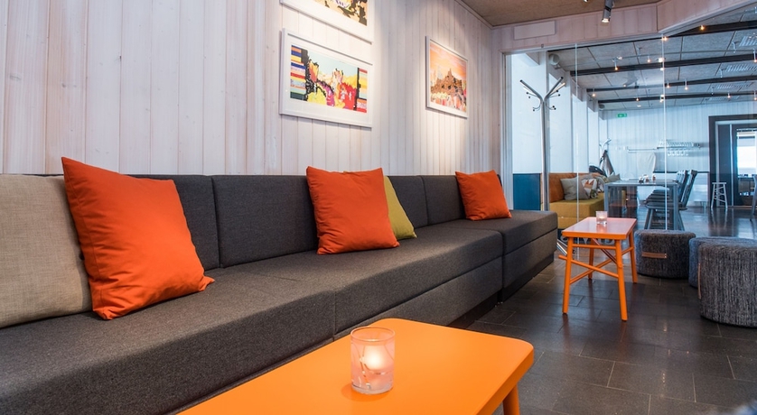 Imagen del bar/restaurante del Hotel Camp Ripan. Foto 2