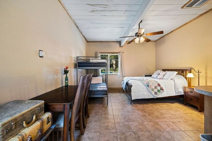 Imagen general del Hotel Camp Silver Spur. Foto 5