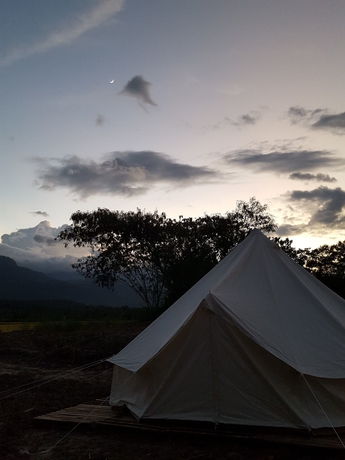 Imagen de los exteriores del Hotel Camp Story Chiangmai. Foto 17