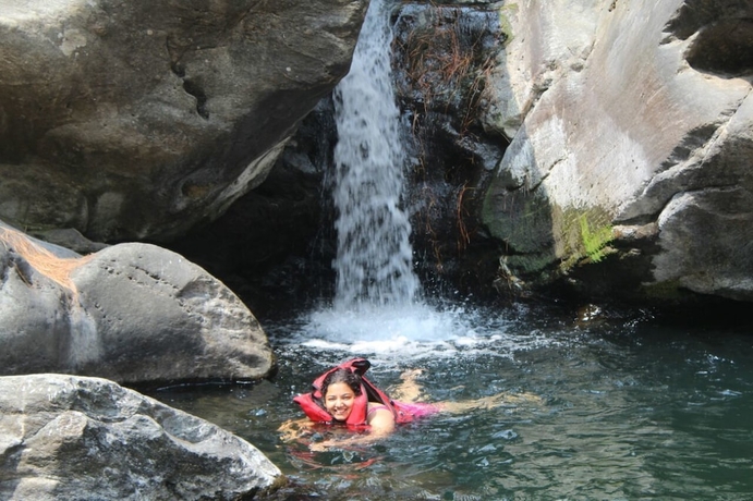 Imagen de la piscina del Hotel Camp Sunkiya. Foto 14