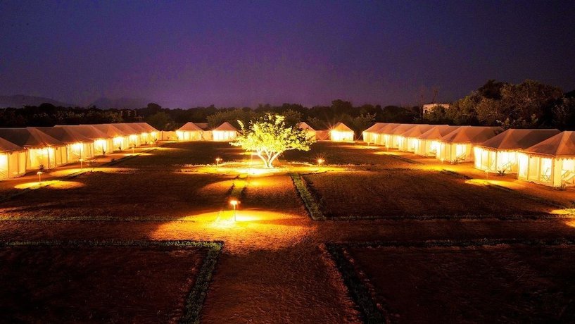 Imagen de los exteriores del Hotel Camp Tapovan Nasik. Foto 3