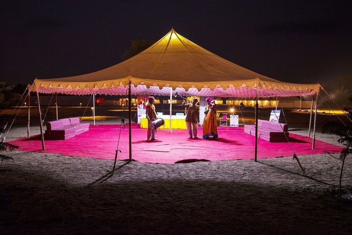 Imagen de los interiores del Hotel Camp Tapovan Nasik. Foto 4