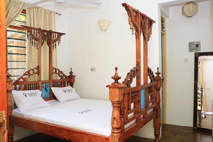 Imagen de la habitación del Hotel Camp Zodiak Africa Lodge. Foto 9