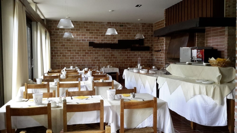 Imagen del bar/restaurante del Hotel Campagna. Foto 6