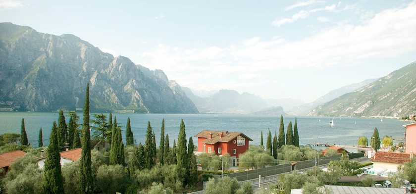 Imagen de los exteriores del Hotel Campagnola, Navene. Foto 18