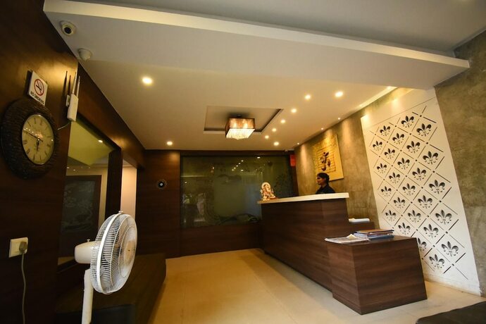 Imagen general del Hotel Campal. Foto 11