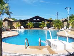 Imagen de la piscina del Hotel Campamento Vacacional La Troja. Foto 7