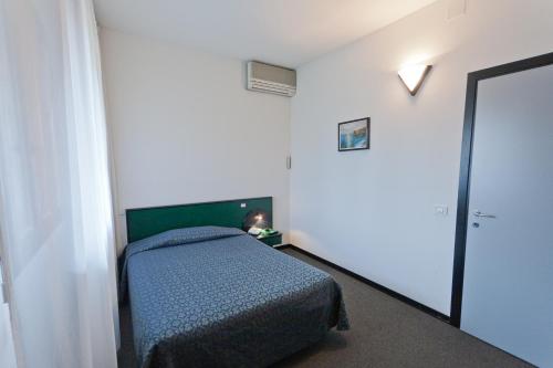 Imagen general del Hotel Campana. Foto 5