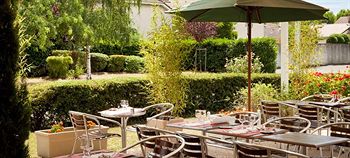 Imagen del bar/restaurante del Hotel Campanile Amiens - Glisy. Foto 3