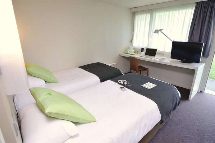 Imagen de la habitación del Hotel Campanile Annecy Cran Gevrier. Foto 10