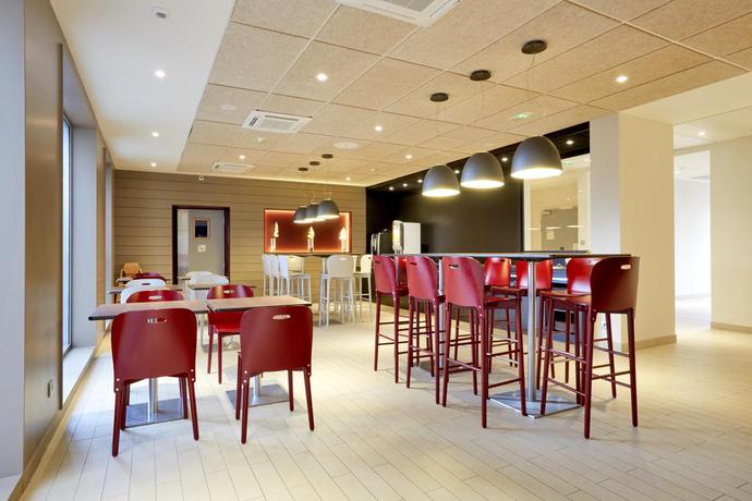 Imagen general del Hotel Campanile Annemasse Gare - Genève. Foto 2