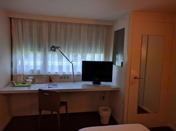 Imagen de la habitación del Hotel Campanile Auch. Foto 12