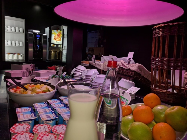 Imagen del bar/restaurante del Hotel Campanile Auch. Foto 6