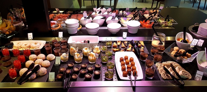 Imagen del bar/restaurante del Hotel Campanile Aurillac. Foto 7