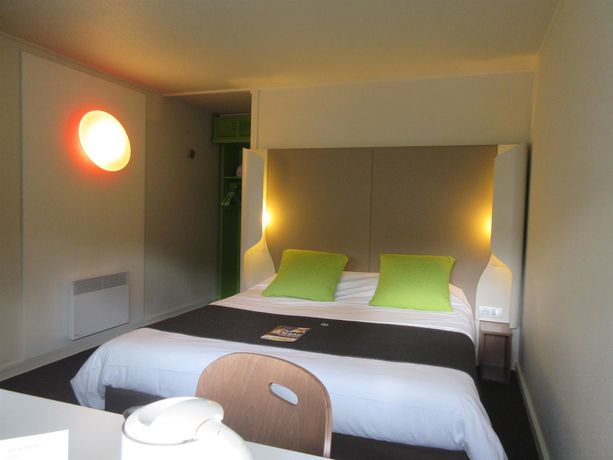 Imagen de la habitación del Hotel Campanile Bayeux. Foto 9