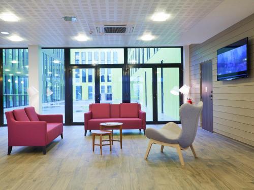 Imagen general del Hotel Campanile Belfort Montbéliard - Gare La Jonxion. Foto 9