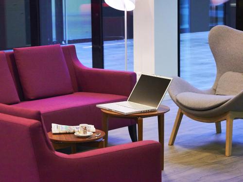 Imagen general del Hotel Campanile Belfort Montbéliard - Gare La Jonxion. Foto 11