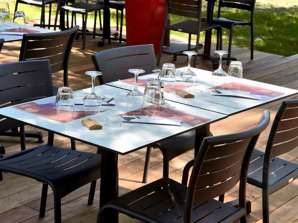 Imagen del bar/restaurante del Hotel Campanile Bordeaux Ouest Mérignac Aéroport. Foto 6