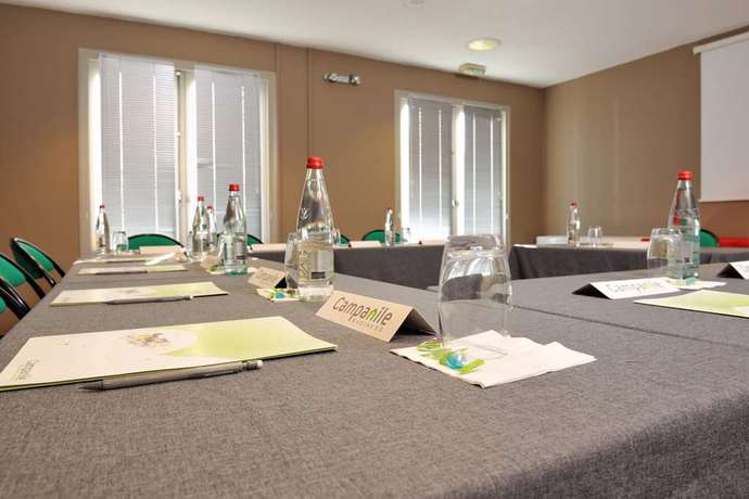 Imagen general del Hotel Campanile Bourg En Bresse - Viriat. Foto 3