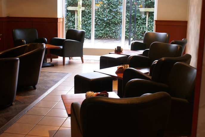 Imagen del bar/restaurante del Hotel Campanile Breda. Foto 8