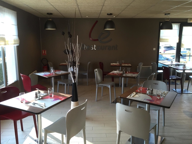 Imagen del bar/restaurante del Hotel Campanile Brest - Gouesnou Aéroport. Foto 8