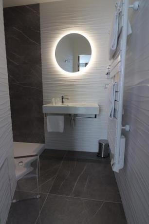 Imagen general del Hotel Campanile Caen Centre - Gare. Foto 13