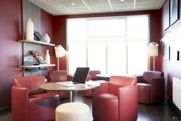 Imagen del bar/restaurante del Hotel Campanile Caen Est - Mondeville. Foto 9