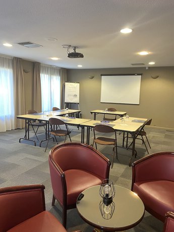 Imagen de los interiores del Hotel Campanile Cahors. Foto 20