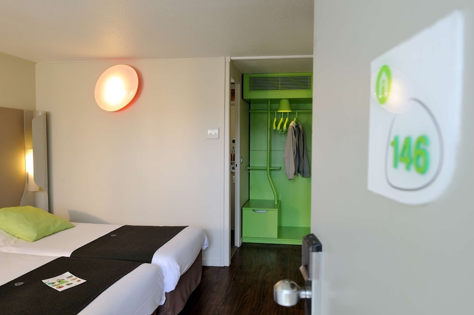 Imagen de la habitación del Hotel Campanile Château Thierry. Foto 15