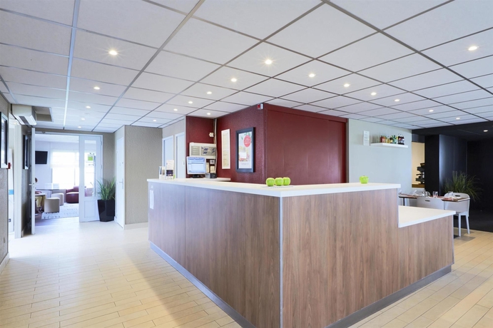 Imagen de los interiores del Hotel Campanile Chambery. Foto 14