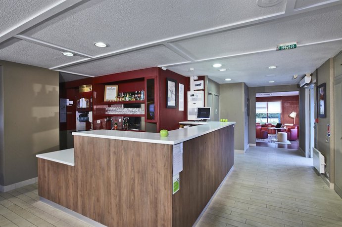 Imagen de los interiores del Hotel Campanile Chanas. Foto 16