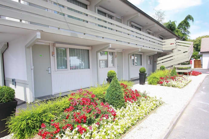 Imagen general del Hotel Campanile Chantilly. Foto 2