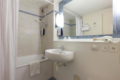 Imagen general del Hotel Campanile Cholet. Foto 2