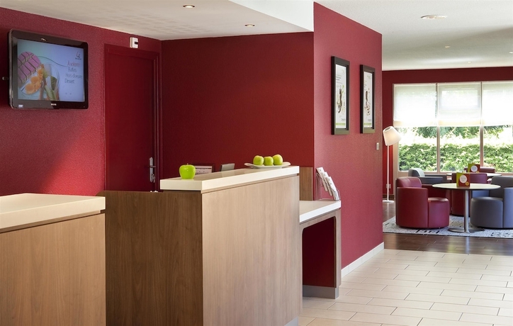 Imagen de los interiores del Hotel Campanile Clermont Ferrand Nord Riom. Foto 18