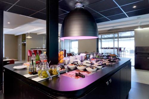 Imagen del bar/restaurante del Hotel Campanile Colmar - Parc Des Expositions. Foto 4