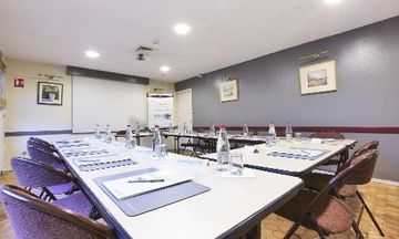 Imagen general del Hotel Campanile Dijon Est. Foto 2