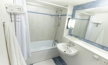 Imagen general del Hotel Campanile Dijon Est. Foto 7