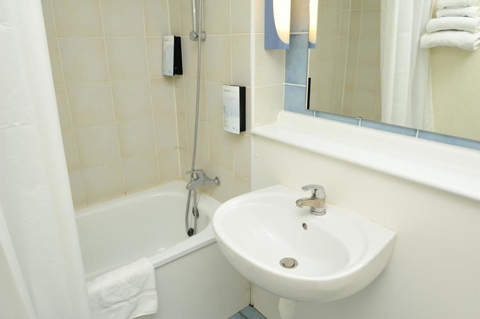 Imagen de la habitación del Hotel Campanile Dijon Nord - Toison D'or. Foto 11