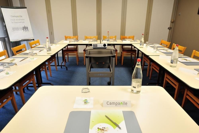 Imagen de los interiores del Hotel Campanile Dijon Nord - Toison D'or. Foto 14
