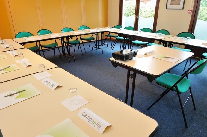 Imagen de los interiores del Hotel Campanile Dole. Foto 15