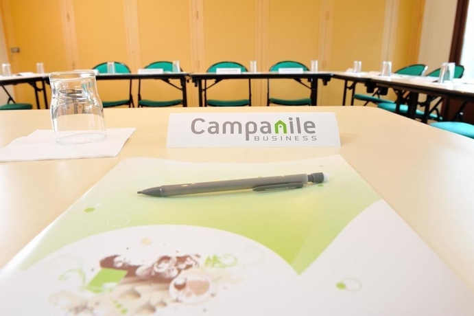 Imagen de los interiores del Hotel Campanile Dole. Foto 16
