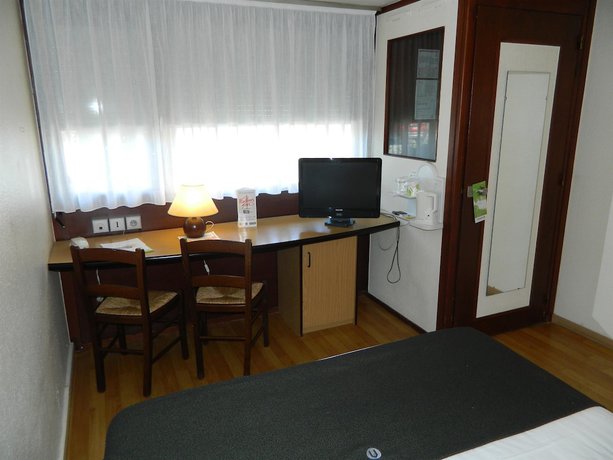 Imagen de la habitación del Hotel Campanile Epernay Dizy. Foto 14