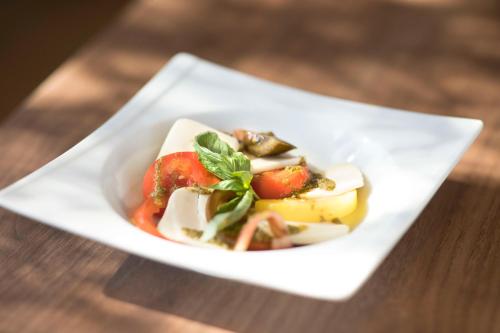 Imagen general del Hotel Campanile Epinay Sur Orge. Foto 11