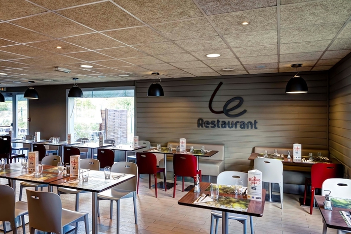 Imagen del bar/restaurante del Hotel Campanile Every Ouest. Foto 4