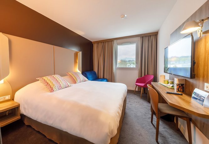 Imagen de la habitación del Hotel Campanile Findrol Savoie Leman. Foto 6