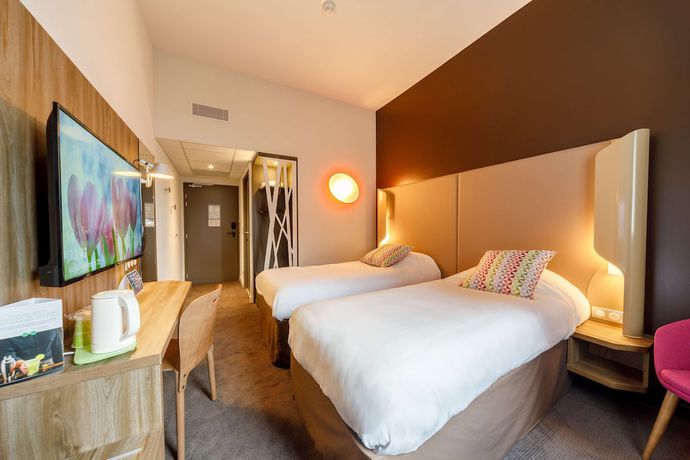 Imagen de la habitación del Hotel Campanile Findrol Savoie Leman. Foto 15